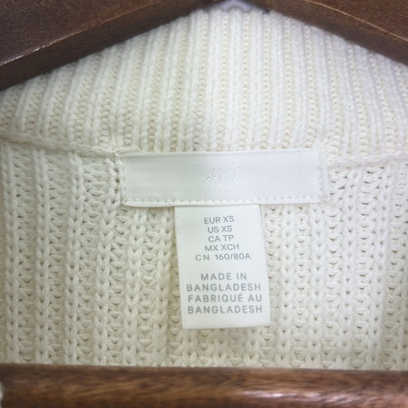 H&M - Ivory Ribbed Crewneck Sleeveless Long Slit Sweater Vest Size XS - Picture 10 of 11